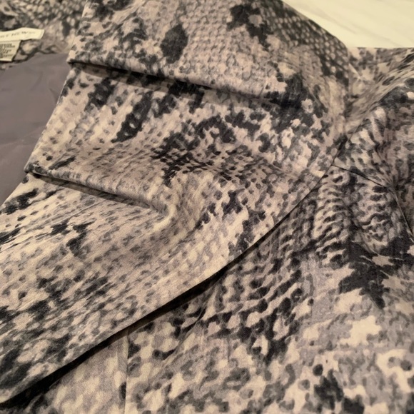 Newport News Snake Print Bolero Jacket Sz 6P - Picture 4 of 6